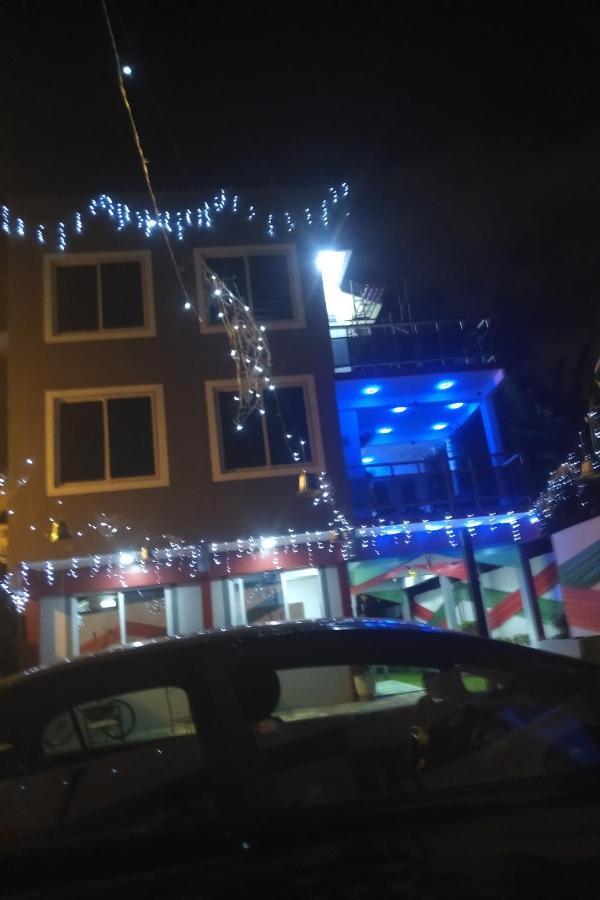 Van Der Salle Accra Ngoại thất bức ảnh